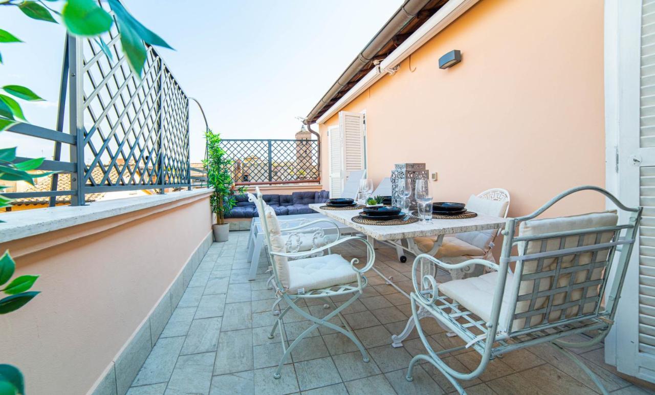 Luxury Top Floor In Trastevere ローマ エクステリア 写真