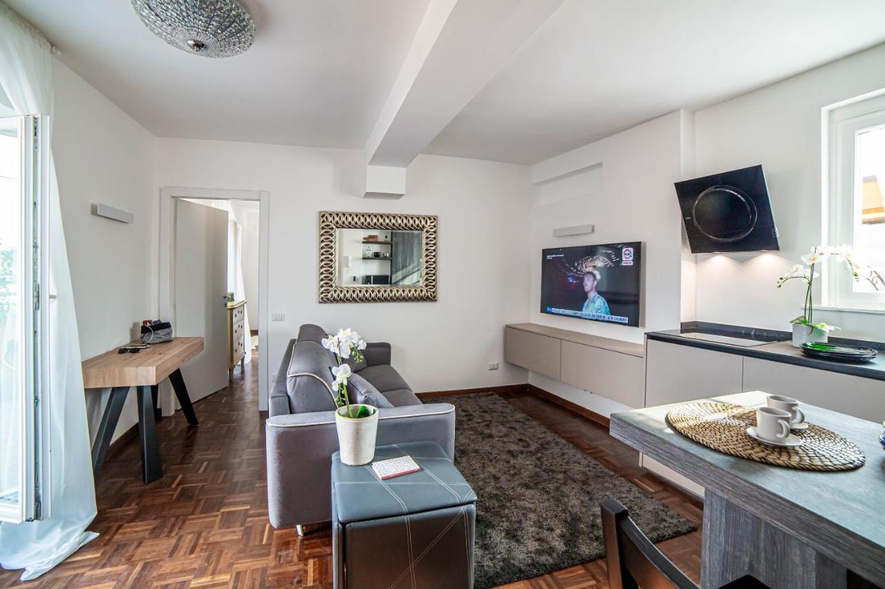 Luxury Top Floor In Trastevere ローマ エクステリア 写真