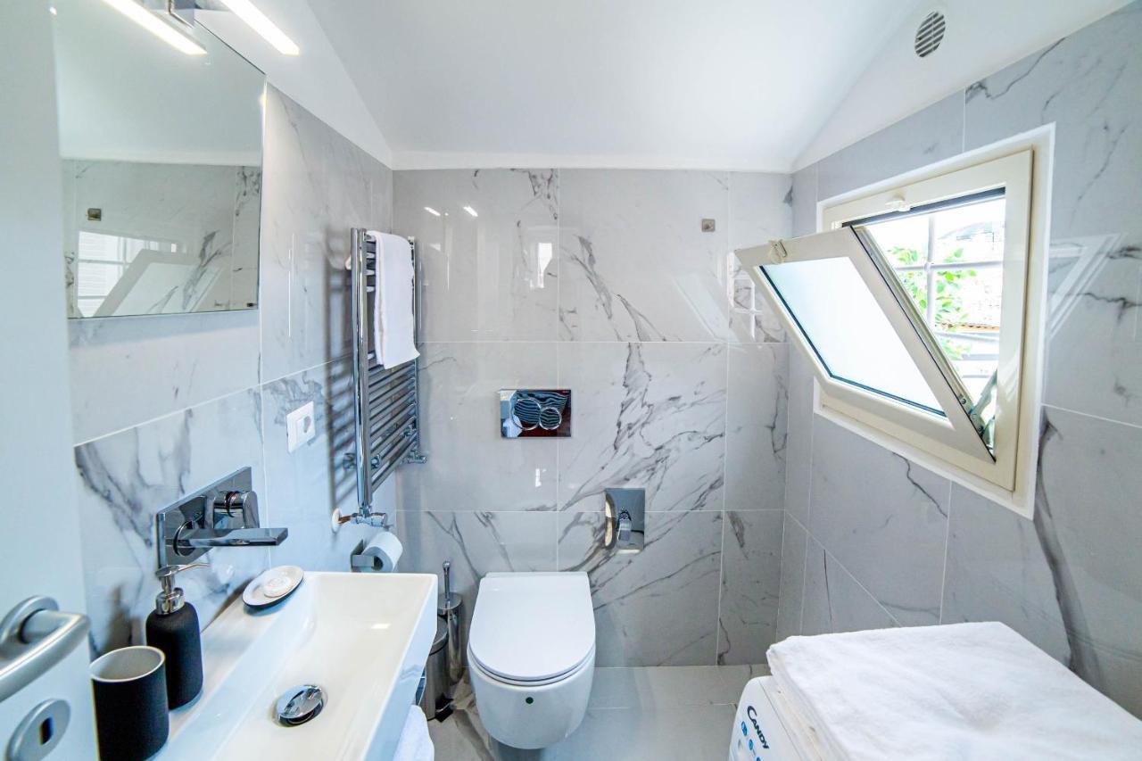 Luxury Top Floor In Trastevere ローマ エクステリア 写真