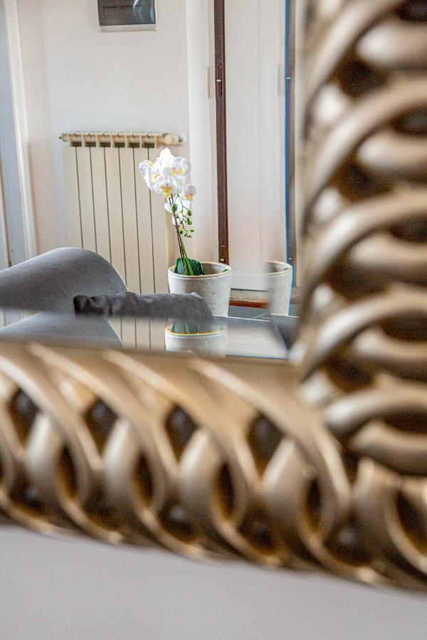 Luxury Top Floor In Trastevere ローマ エクステリア 写真